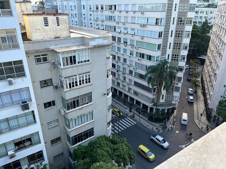 Qto&Sala em Copacabana, 450 metros da praia