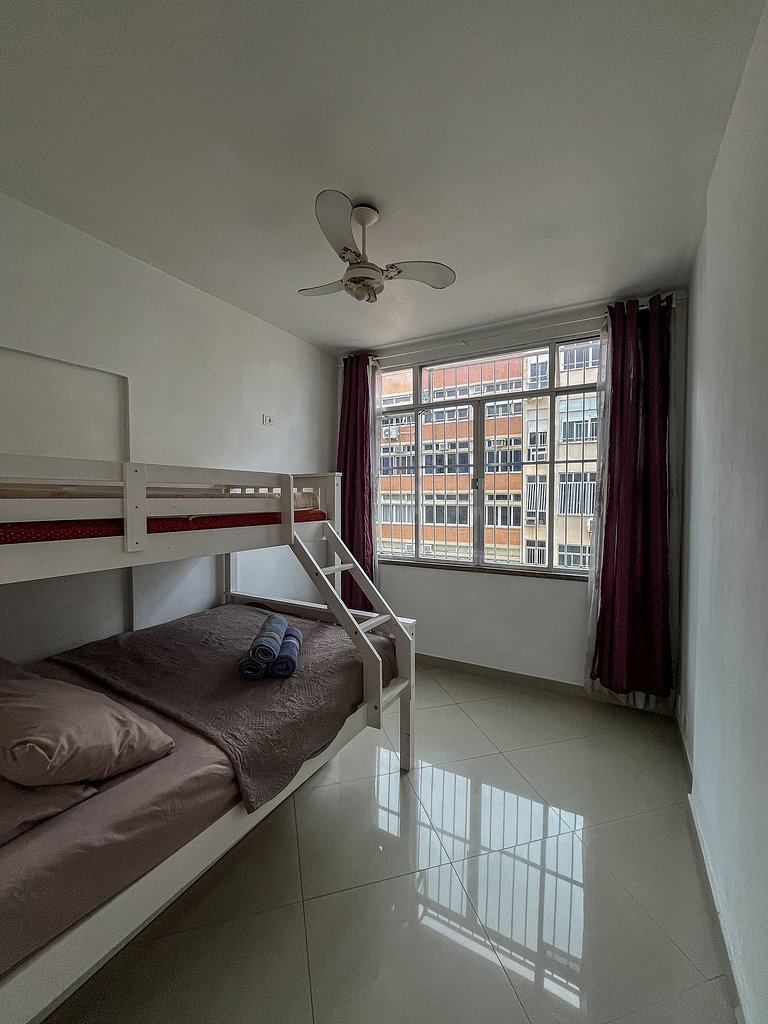 2 Quartos em Copacabana a 240m da Praia, Posto 2