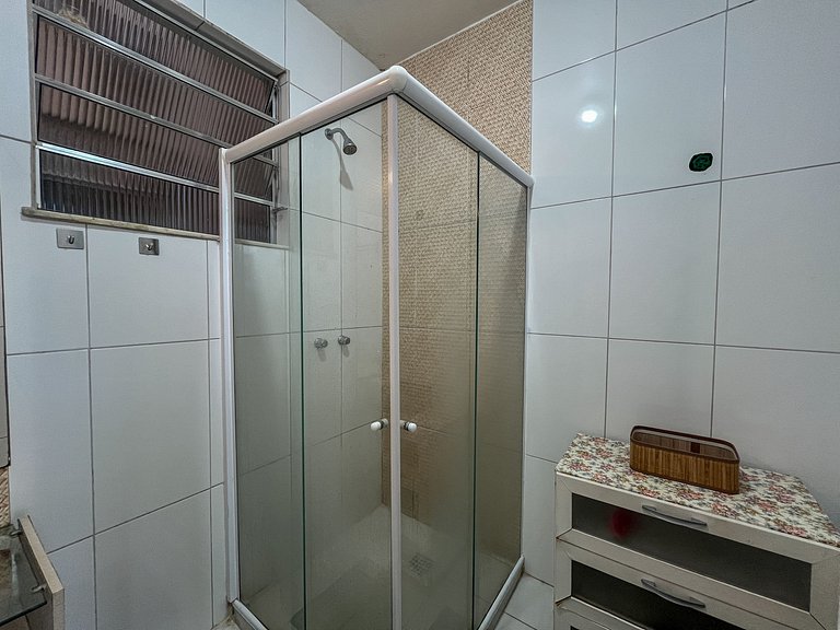 Apto Completo | 2 Quartos | Praia de Copacabana