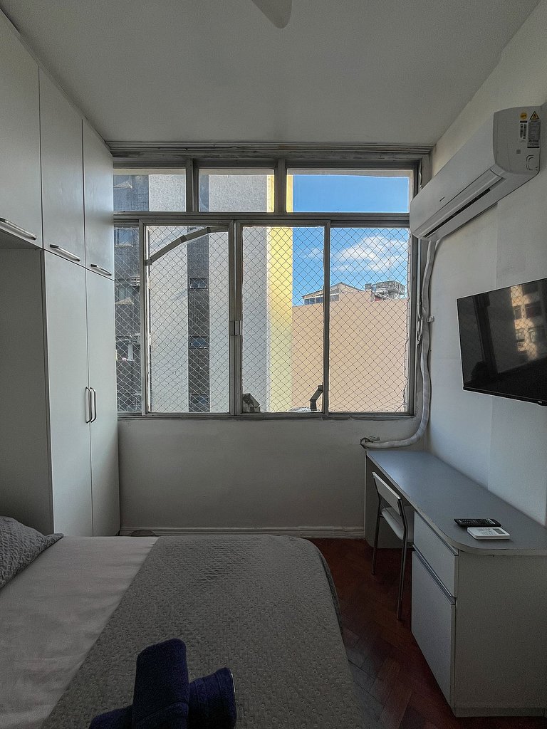 Apto Completo | 2 Quartos | Praia de Copacabana